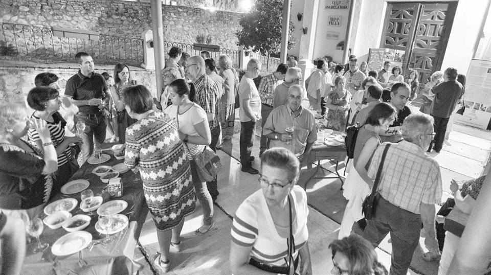 Fotografías de la Visita al barrio de la Villa dentro del programa Turismo para todos